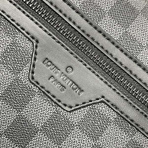 ルイヴィトンバッグ素材ディテール